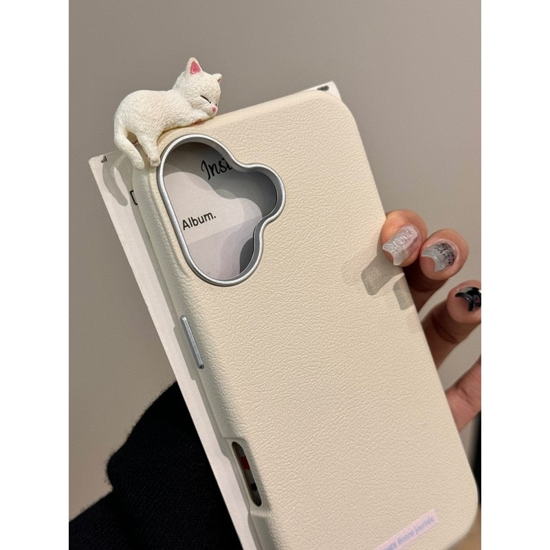 Cat-shaped Case