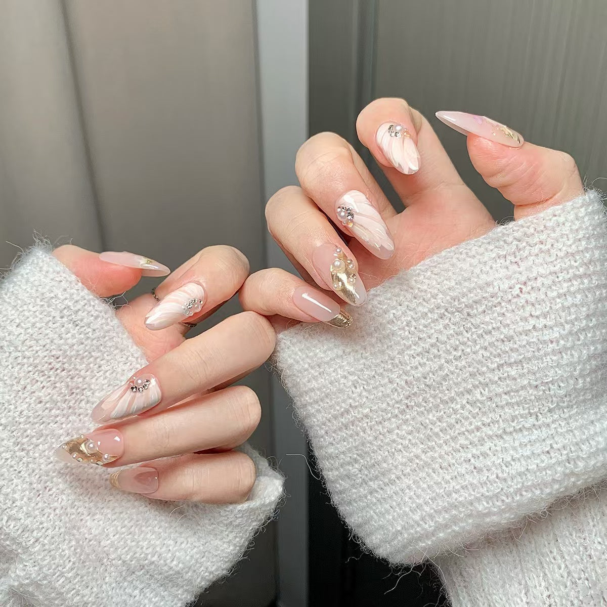Dancing Floral Pattern(Nude)
