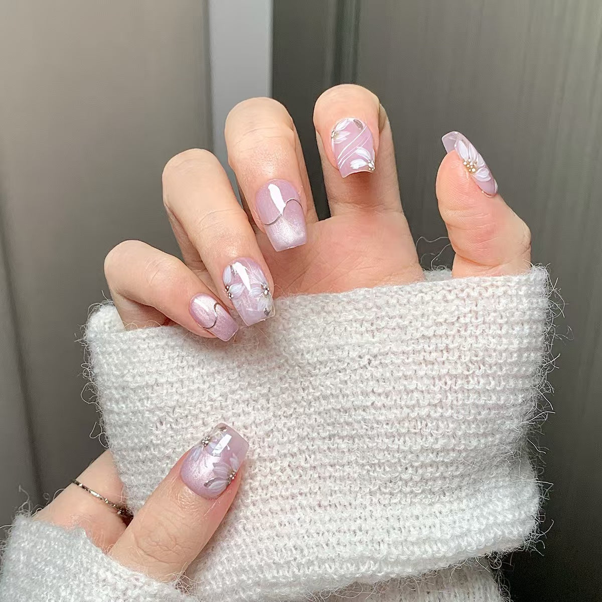 Dancing Floral Pattern(Pink)